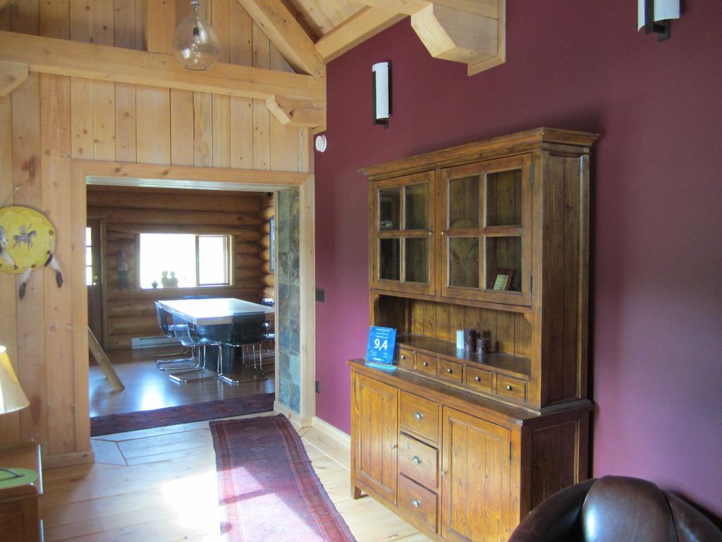 Ldr Lodge - Last Dollar Ranch Smithers Oda fotoğraf