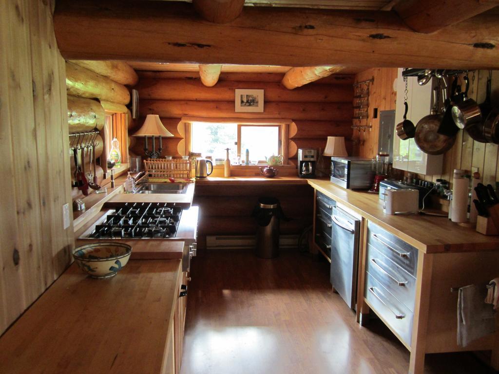 Ldr Lodge - Last Dollar Ranch Smithers Oda fotoğraf